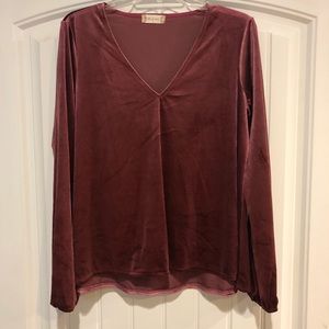 Velvet Boutique Top Size large